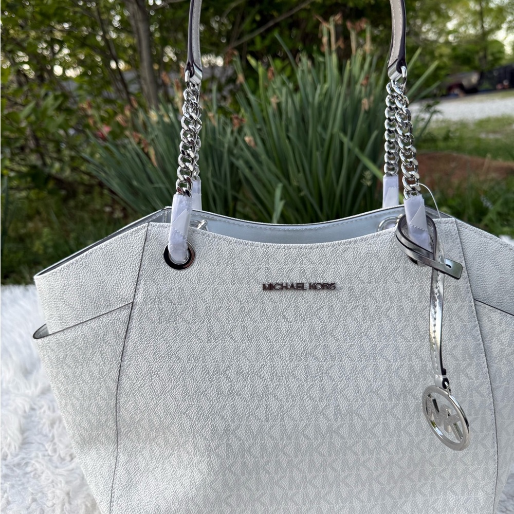 Michael Kors Jet Set chain shoulder tote mk logo silver white leather bag